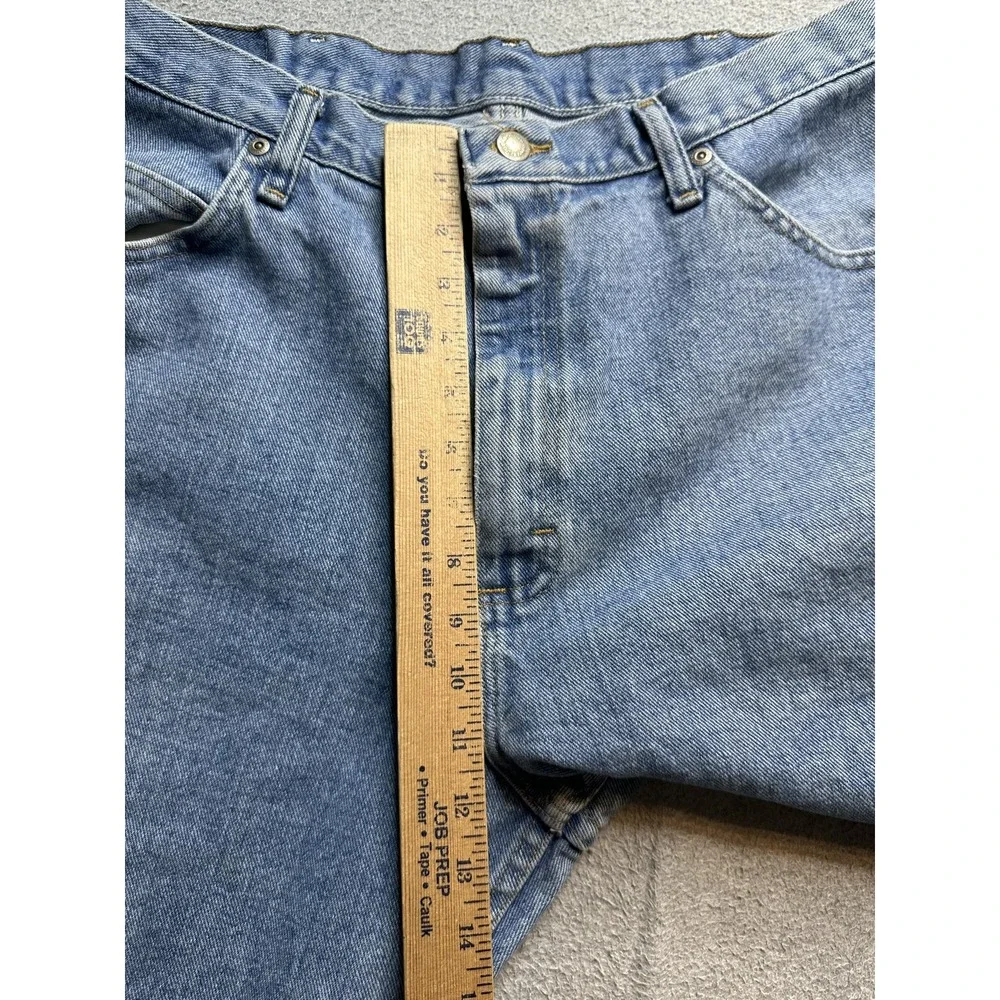 Wrangler Jeans Mens 38x30 (36x30) Light Wash Relaxed Fit Blue Denim Pants‎